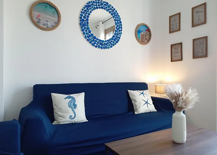 Casa Vacanze L\'Attico Sul Porto, Imperia Centro